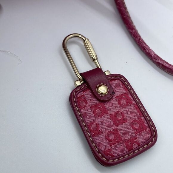Liz Claiborne Crossbody Barbie Pink - Picture 5 of 15